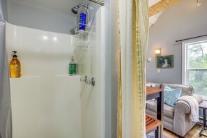 Interior - Tiny Home w/ Fire Pit: Trail Access On-site! (Asheville)