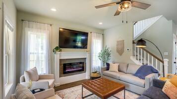 House (3 Bedrooms) | Interior