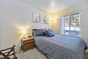 Apartment (3 Bedrooms) | Interior - 10 Mi to Palisades Tahoe! Condo w/ Game Room (Tahoe City)