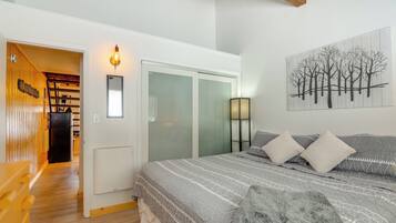 Apartment (1 Bedroom) | Interior