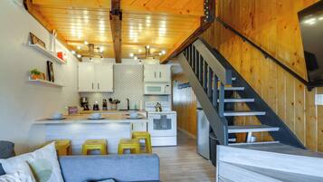 Apartment (1 Bedroom) | Interior