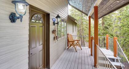 Spacious Beaver Getaway Near Eagle Point Resort!