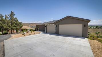 Rumah (2 Bedrooms) | Interior