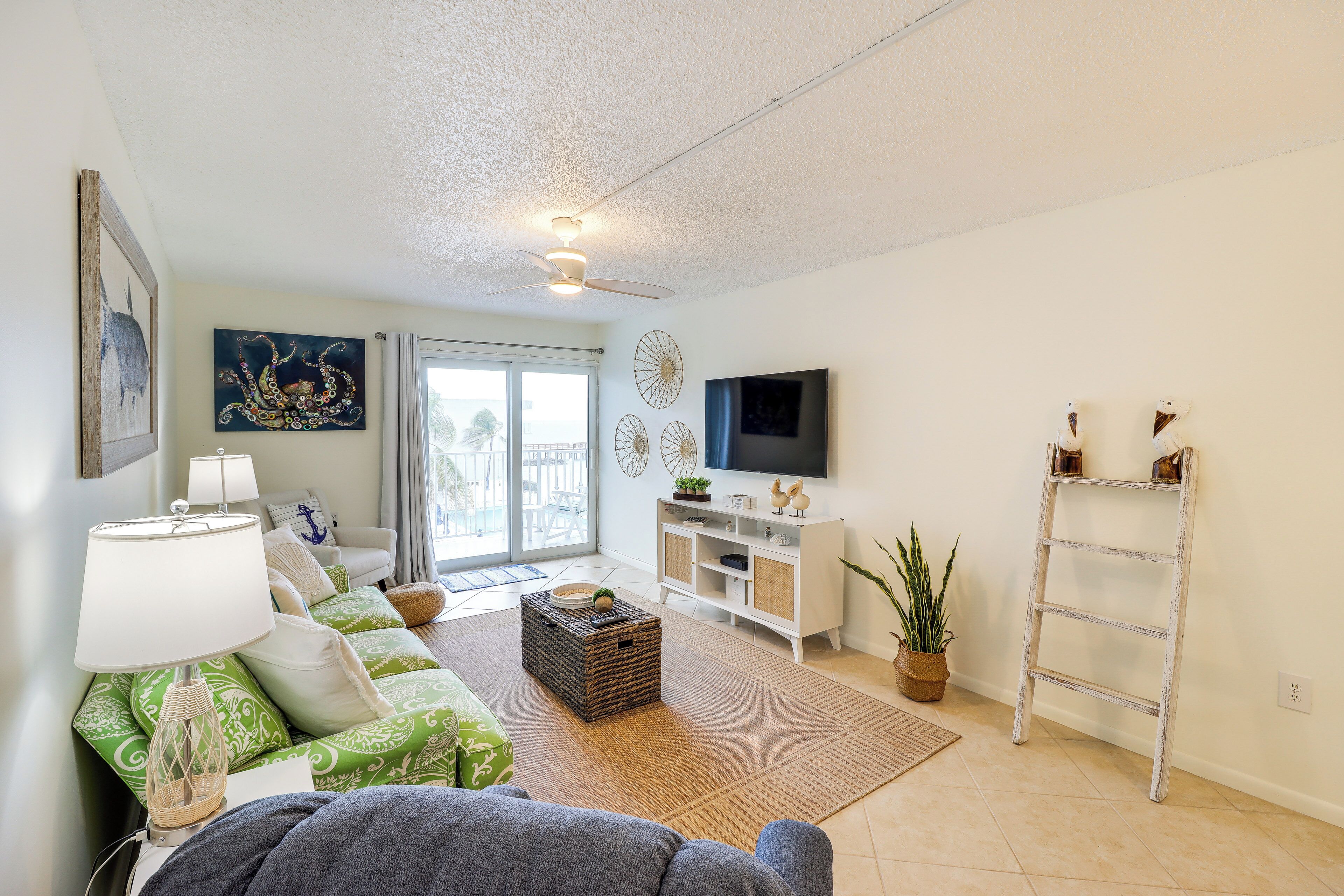 Apartment (2 Bedrooms) | Front of property