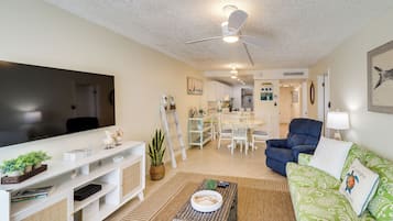 ุงูู
ูุดุฃุฉ ู
ู ุงูุฏุงุฎู