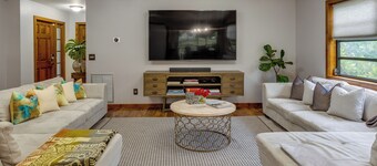 Pet-friendly Wellington Vacation Rental on Canal!