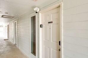 Apartment (1 Bedroom) | Interior - Beachfront Corpus Christi Condo w/ Pool Access! (Corpus Christi)