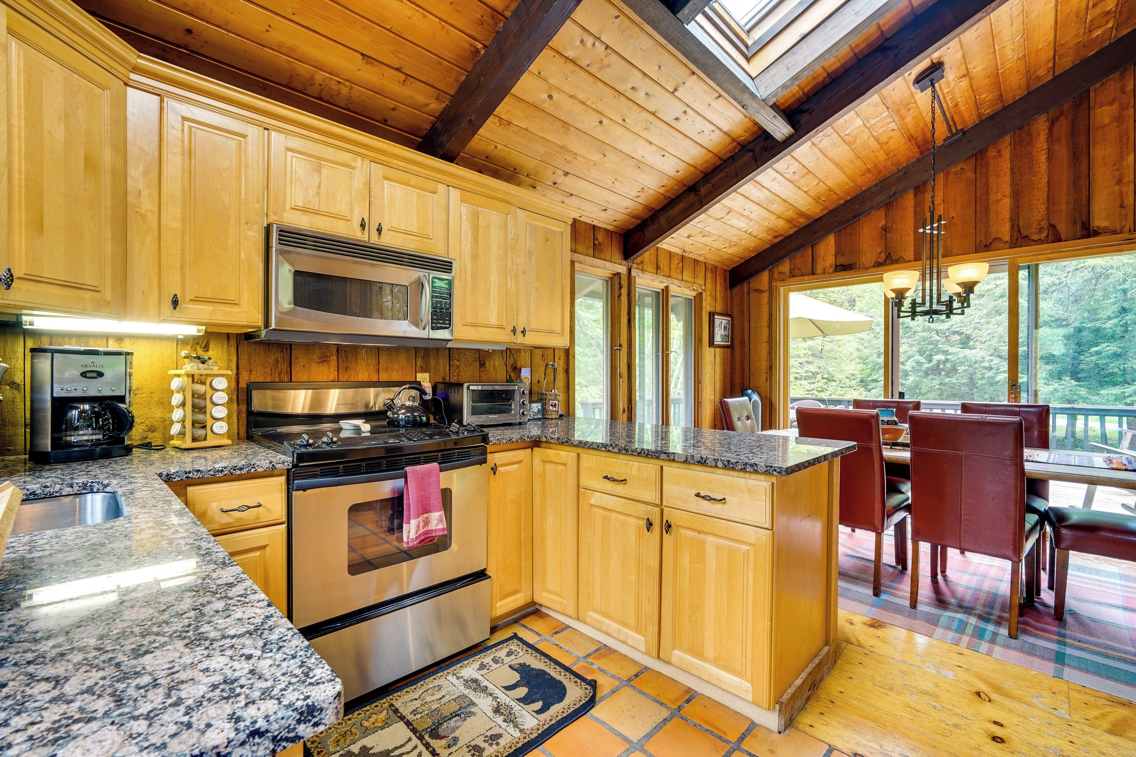 House (4 Bedrooms) | Interior