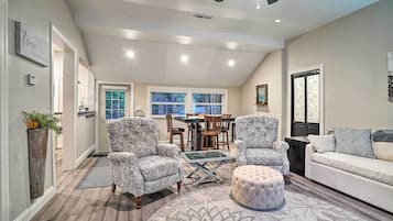 Cottage (1 Bedroom) | Interior