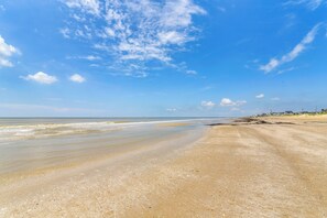 House (2 Bedrooms) | Interior - Ocean Views & Walk to Shore: Crystal Beach Home! (Port Bolivar)