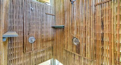 Ocean-view Balcony! Coastal Haven in Crystal Beach