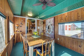 Apartment (0 Bedroom) | Interior - Charming Converted Railcar Studio in Joplin! (Joplin)