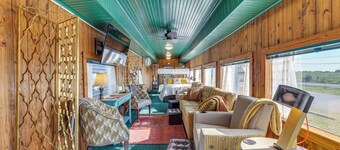 喬普林迷人改造鐵路車廂工作室