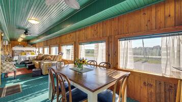 Apartment (0 Bedroom) | Interior