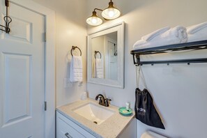 Apartment (0 Bedroom) | Interior