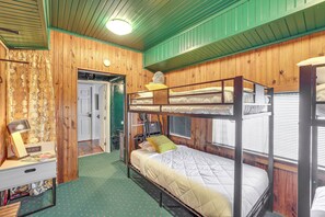 Apartment (0 Bedroom) | Interior