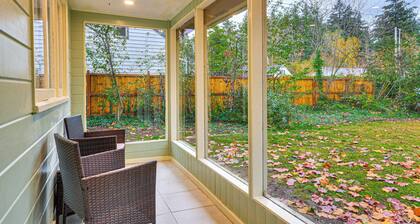 Modern Home w/ Spacious Yard in Beaverton!