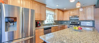 Spring Valley Family Home: 13 Mi to San Diego!