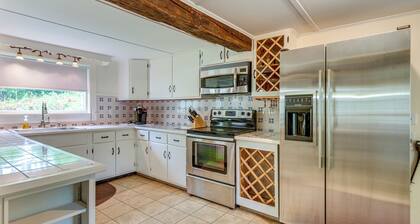 Cozy Vacation Rental Home Near Lake Winnipesaukee!