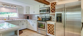 Cozy Vacation Rental Home Near Lake Winnipesaukee!