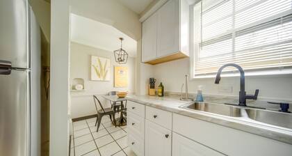 Vacation Rental Near Cleveland, Ohio: 6 Mi Away!