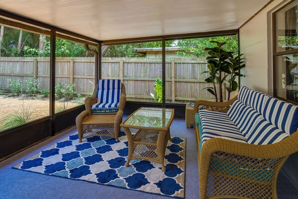 Interior - Melbourne Escape w/ Screened Patio, Near Beaches! (Melbourne)