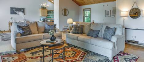 House (2 Bedrooms) | Front of property