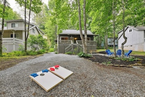 House (3 Bedrooms) | Interior - Maggie Valley Mtn Escape w/ Fire Pit & Deck (Maggie Valley)