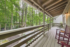House (3 Bedrooms) | Interior - Maggie Valley Mtn Escape w/ Fire Pit & Deck (Maggie Valley)