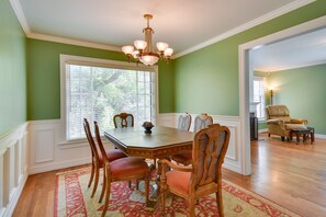Dining - Spacious Amarillo Home With Shared Fire Pit! (Amarillo)