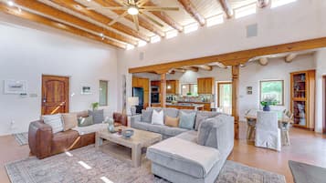 Casa (4 Bedrooms) | Parte interna