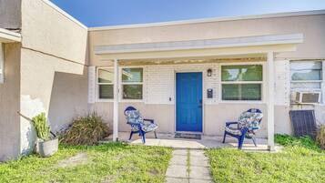 Apartment (1 Bedroom) | Interior