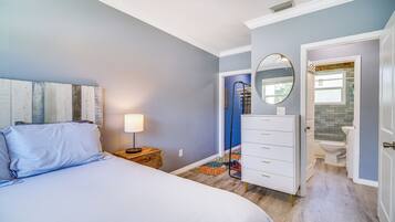 Apartment (1 Bedroom) | Interior