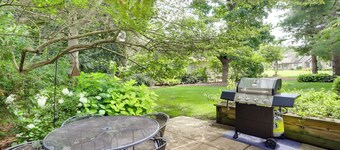 Modern & Spacious Home - 6 Mi to Dtwn South Bend