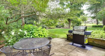 Modern & Spacious Home - 6 Mi to Dtwn South Bend