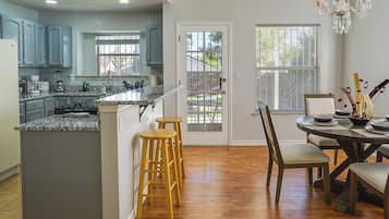 Rumah (3 Bedrooms) | Interior