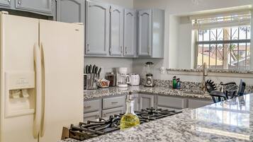 House (3 Bedrooms) | Bahagian dalam