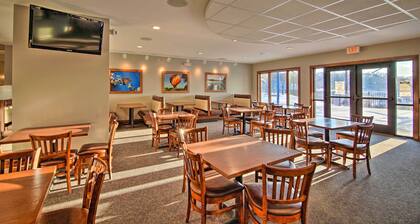 Galena Townhome w/ Community Perks!