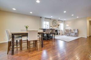 Nhà (3 Bedrooms) | Nội thất