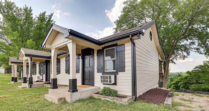 Eureka Springs Cabin Rental ~ 5 Mi to Beaver Lake!