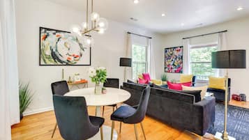 House (1 Bedroom) | Interior