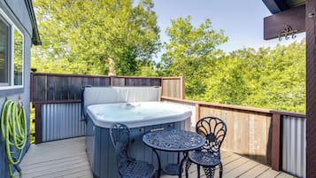 House (3 Bedrooms) | Front of property