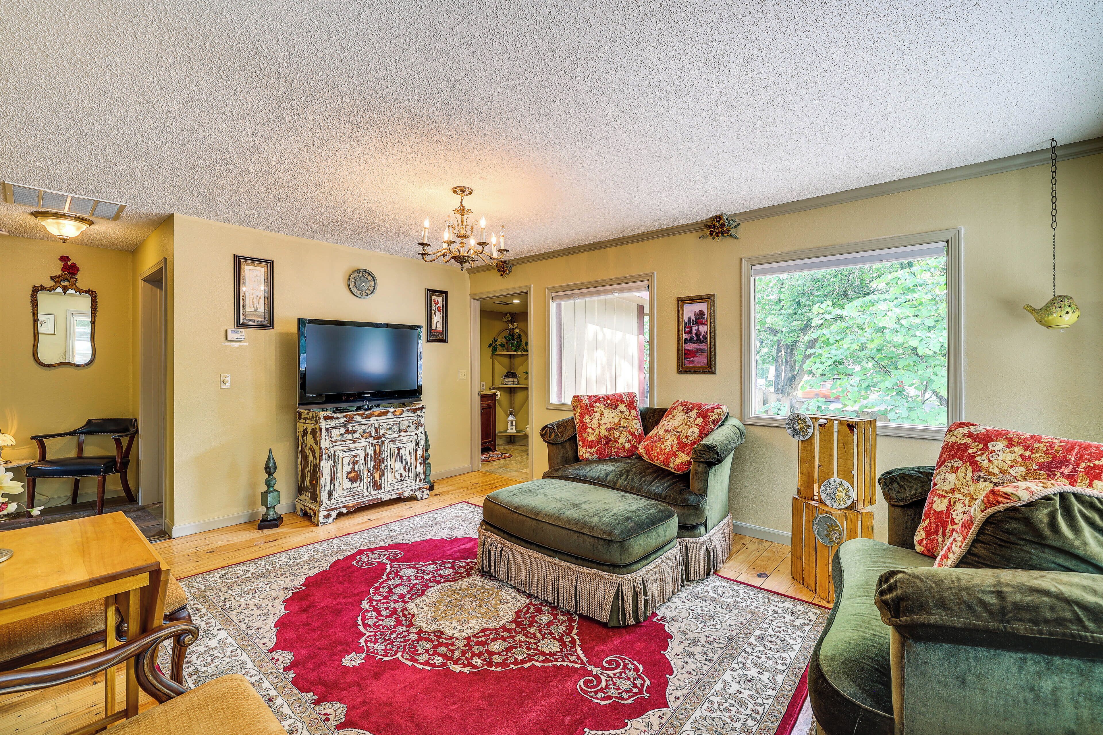 House (2 Bedrooms) | Front of property