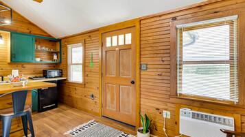 Apartment (0 Bedroom) | Interior