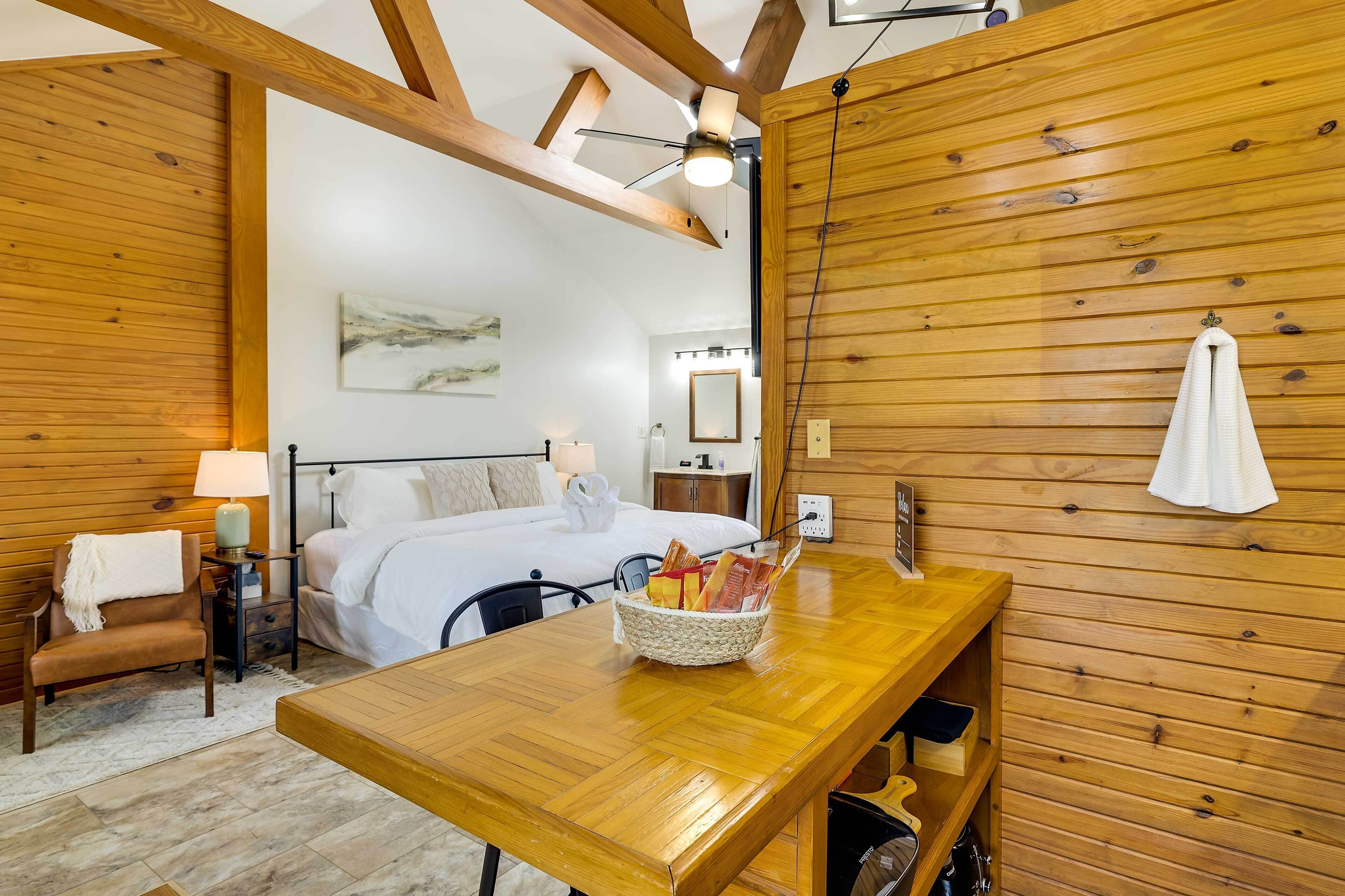 Apartment (0 Bedroom) | Interior