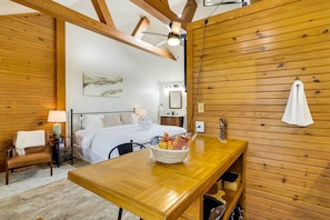 Apartment (0 Bedroom) | Interior