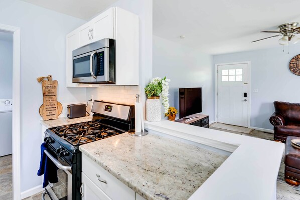 Maison (3 Bedrooms) | Cuisine privée | Four à micro-ondes, un four, surface de cuisson, lave-vaisselle