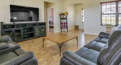 ~ 10 Mi to Dtwn Mckinney: Home w/ Patio & Yard