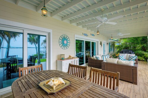 Waterfront Stuart Home on St Lucie River!
