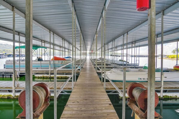 House (2 Bedrooms) | Interior - Lakefront Haven: Boat Slip, Deck & Community Pool! (Kimberling City)